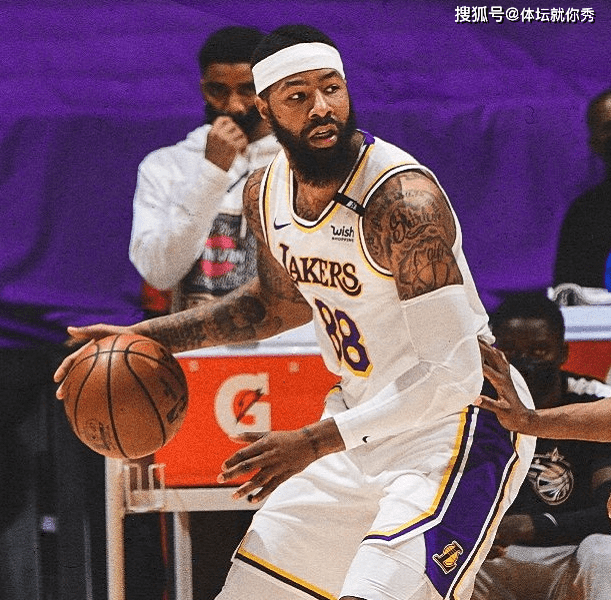 九游娱乐首页-包含日本男篮险胜湖人，萨博尼斯三分雨点燃全场的词条