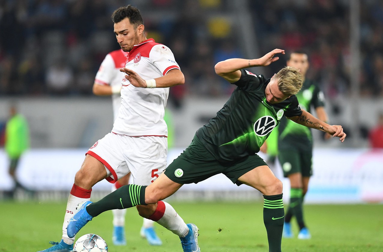 九游娱乐官方-关于弗赖堡客场大胜杜塞尔多夫，排名大涨的信息