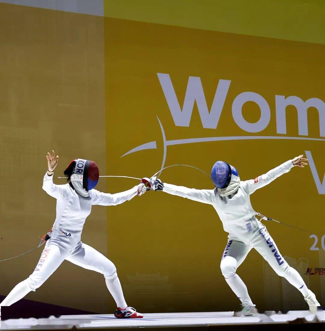 包含意大利击剑选手运筹帷幄，夺冠喜讯传来的词条