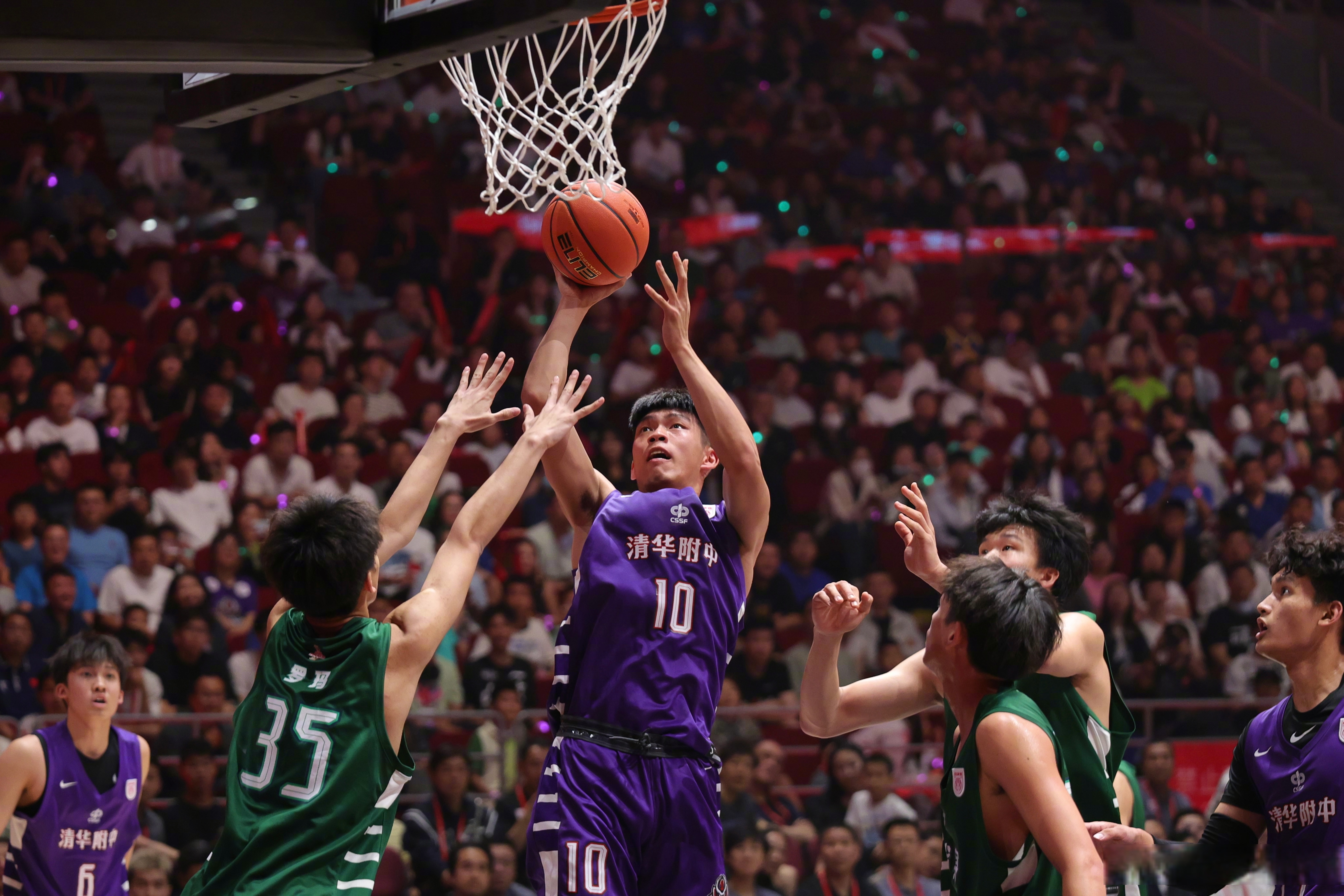 九游体育平台-包含篮球教练创下历史新纪录为球队带来丰硕成果的词条