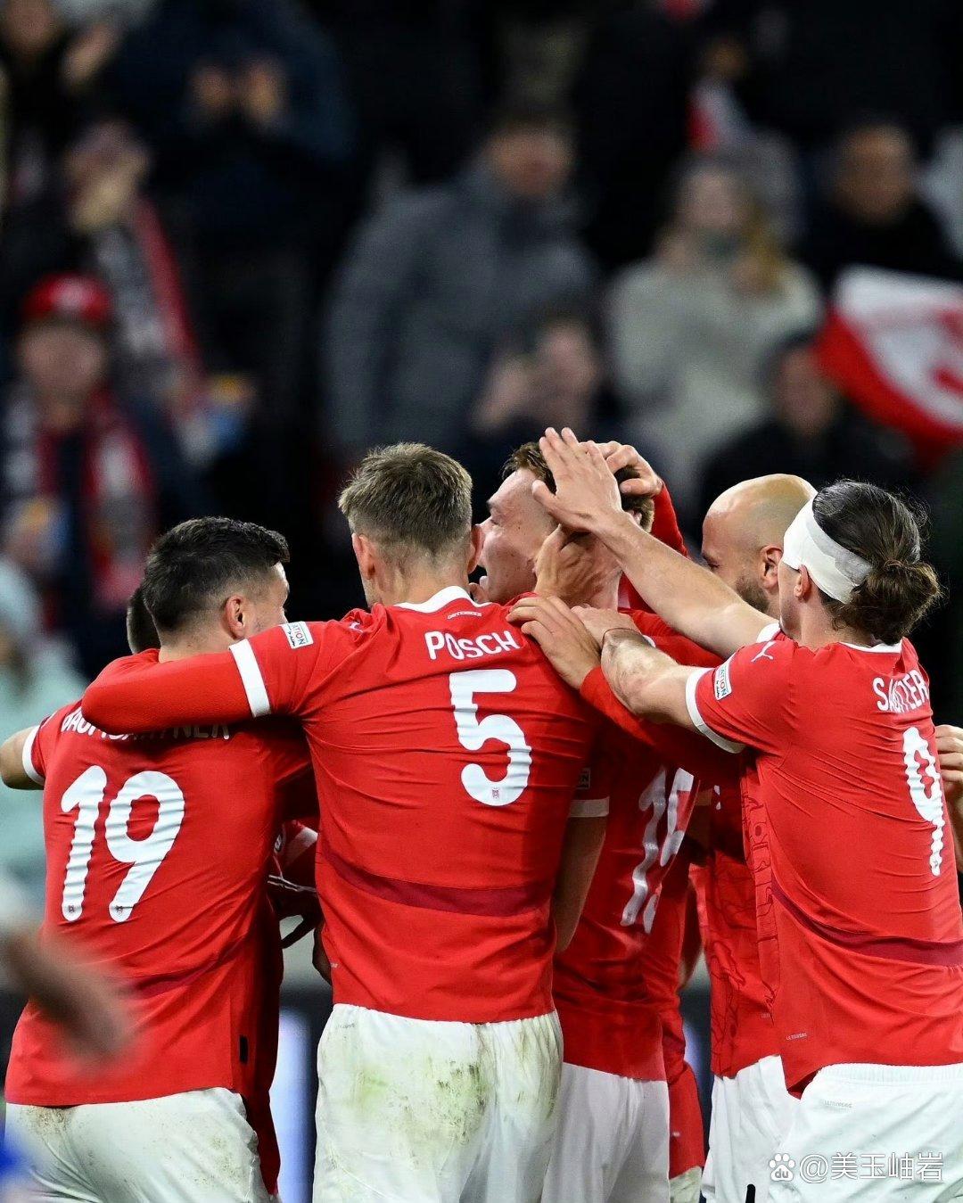 包含欧国联赛:一场胜利,一场失利,球迷心情激动的词条 包含欧国联赛:一场胜利,一场失利,球迷心情激动的词条