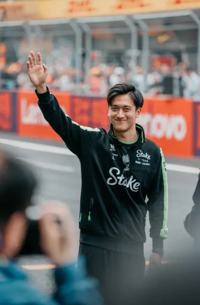 九游娱乐官方网站-包含红牛车队横扫威廉姆斯，周冠宇高光表现的词条