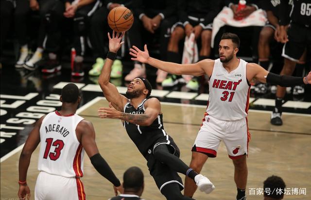 深圳队碾压灰熊，字母哥点燃赛场的简单介绍