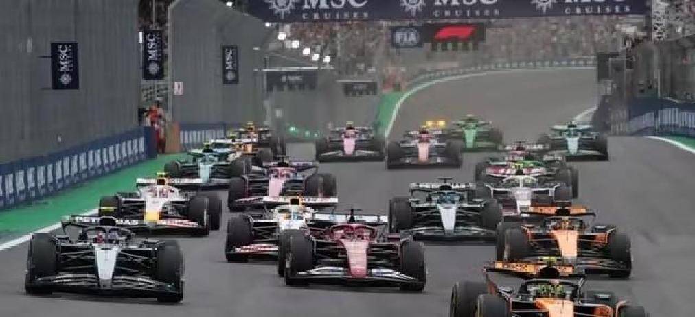 红牛车队碾压梅赛德斯，诺里斯点燃赛场的简单介绍